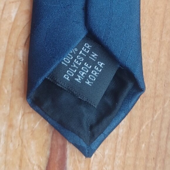 Tony the Tiger Golfing Cartoon Necktie Vintage '97 Kellogg's Collection - Picture 4 of 5